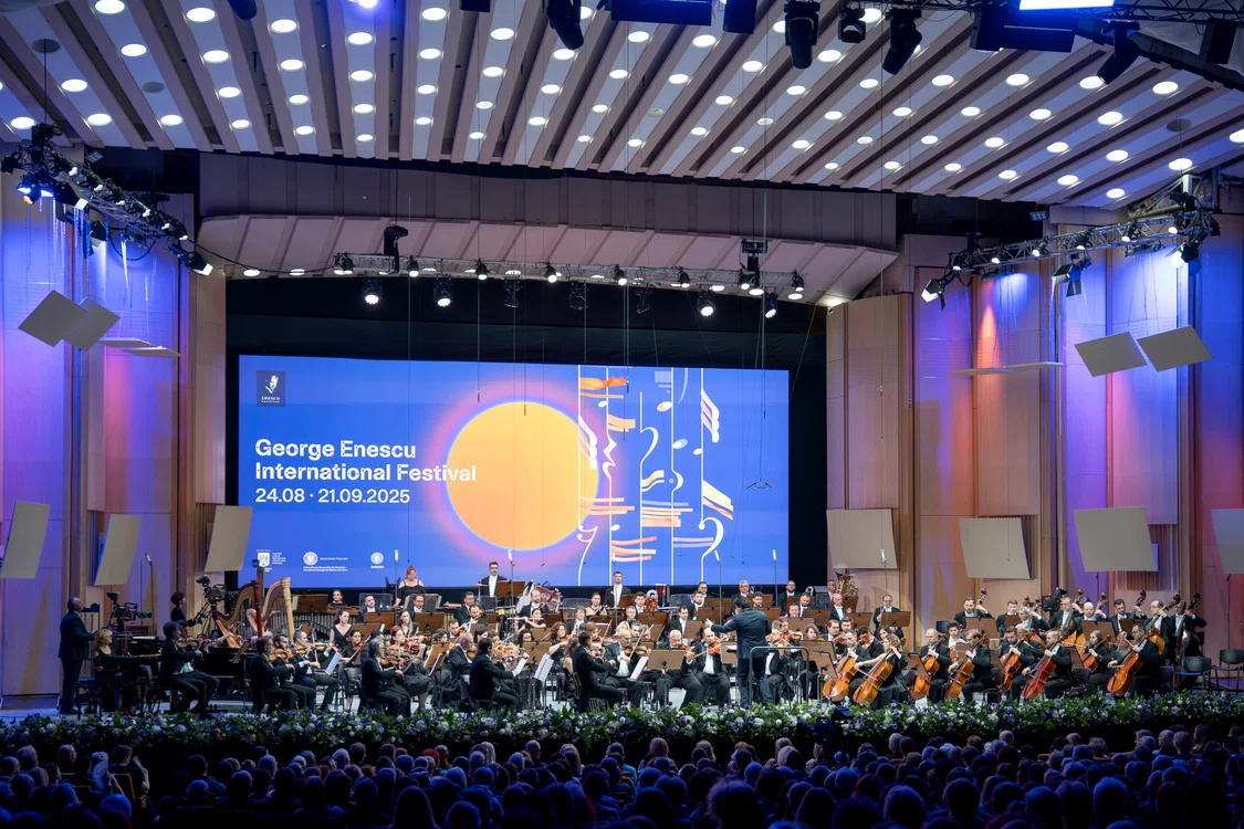 Orchestra Filarmonicii George Enescu, dirijor Cristian Măcelaru. Foto Alex Damian