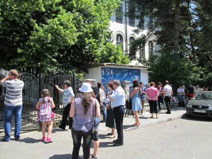 Aproximativ 3000 de elevi din promoţia 2014 susţin examenul de Bacalaureat. Foto Adevărul