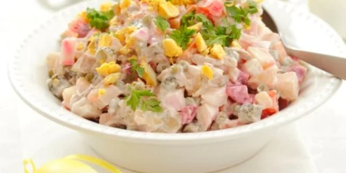 salata ruseasca FOTO Click! Pofta Buna!