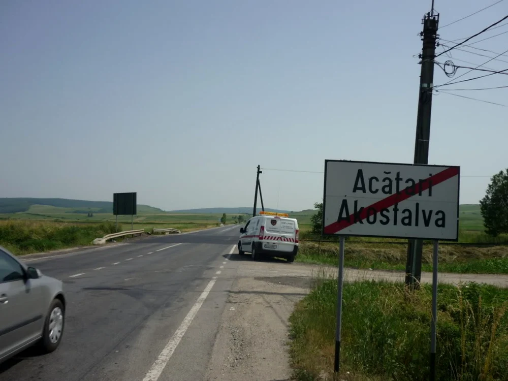 Drumul dintre Acăţari şi Ungheni are nevoie imediată de reparaţii
