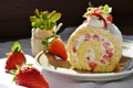 strawberry roll 1263099 1280 jpg