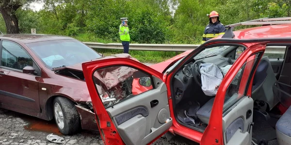 accident cu patru raniti in petrosani foto isu hunedoara