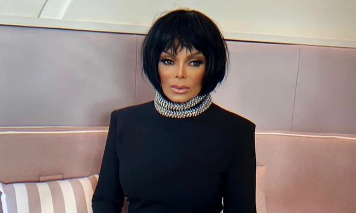 Janet Jackson la Balul Rozelor (2) jpg