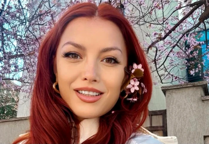 Elena Gheorghe e fata preotului din Clinceni foto: Facebook