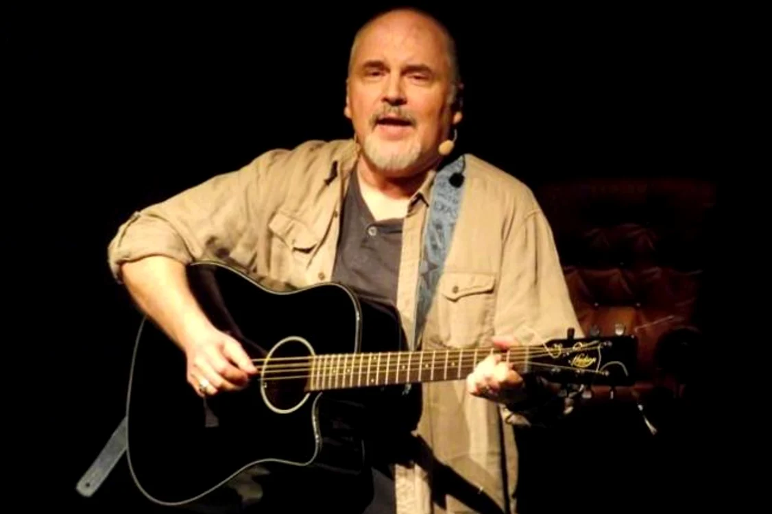 Eugen Cristea ne invită la teatru cu o "carte de vizită" foarte personală