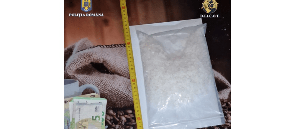 Bărbat arestat preventiv după ce a vândut droguri unor elevi de liceu din Maramureș