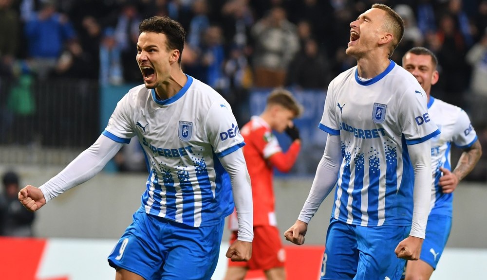 De când așteaptă titlul de campioană cele 6 echipe calificate în play-off. Se face predarea de putere în Superligă