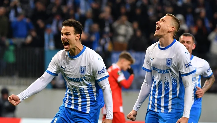 Oltenii au urcat pe primul loc în Superliga. Foto Facebook Universitatea Craiova