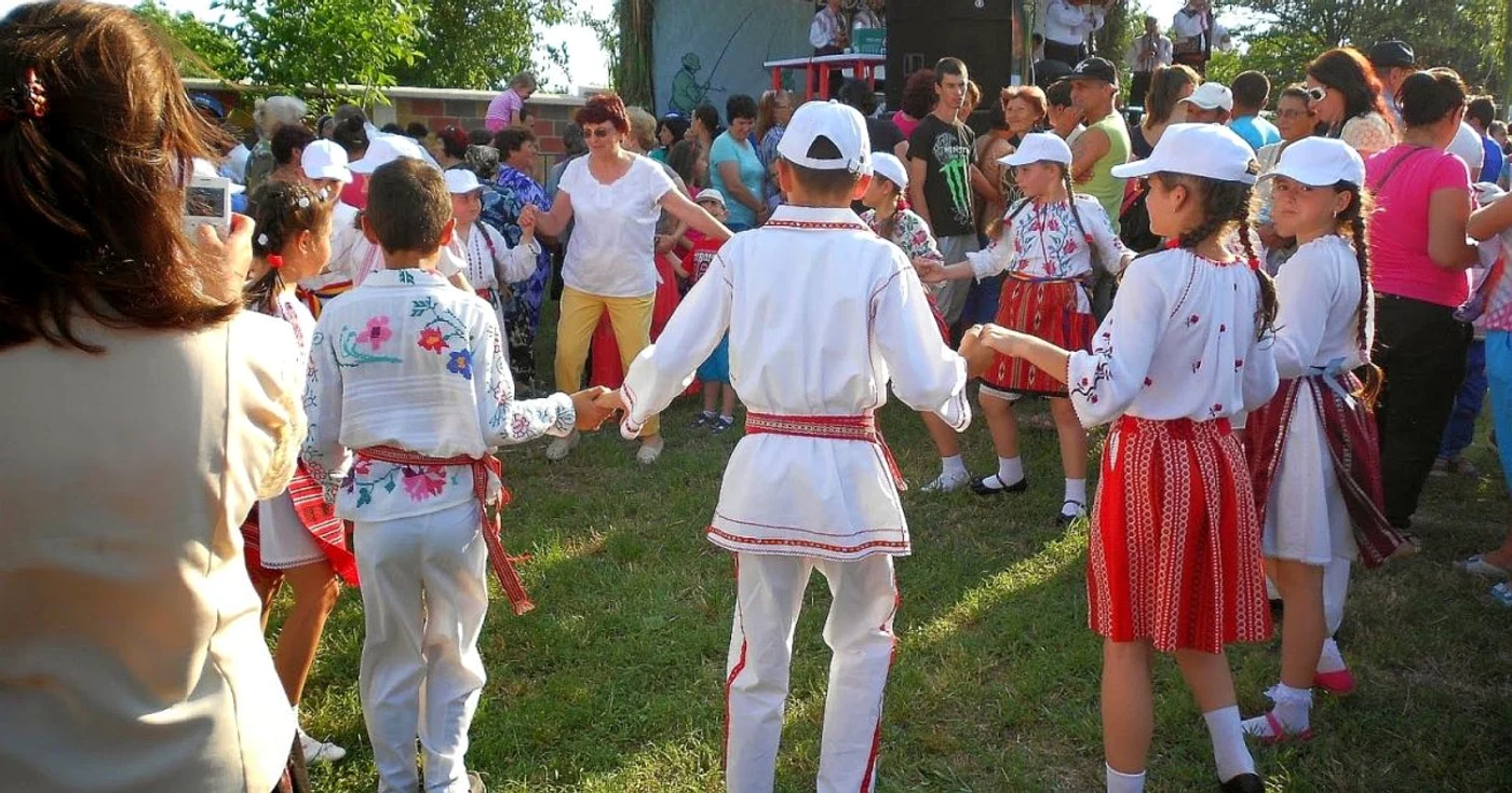 Imagine din editia trecuta a festivalului "Sărbătoare la Brateş"