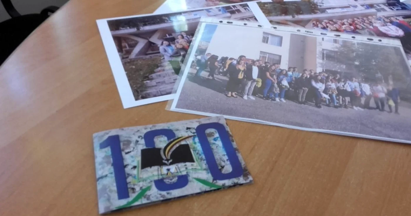 Colegiul Naţional Alexandru Odobescu din Piteşi împlineşte 100 de ani. Ce vor pune elevii în capsula timpului pe care o pregătesc pentru Centenar