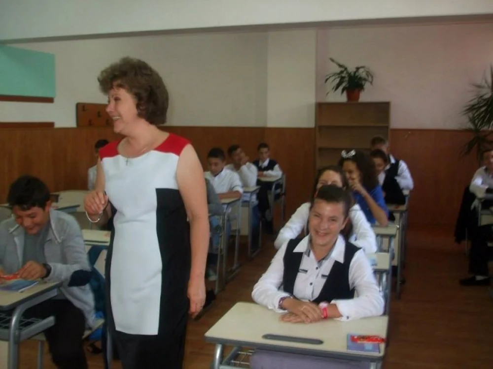 Prof Steluţa Mitrea a revenit la ISJ Ialomiţa FOTO didactic.ro