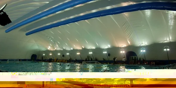 Bazinul olimpic din Weekend va fi închis până pe 31 august