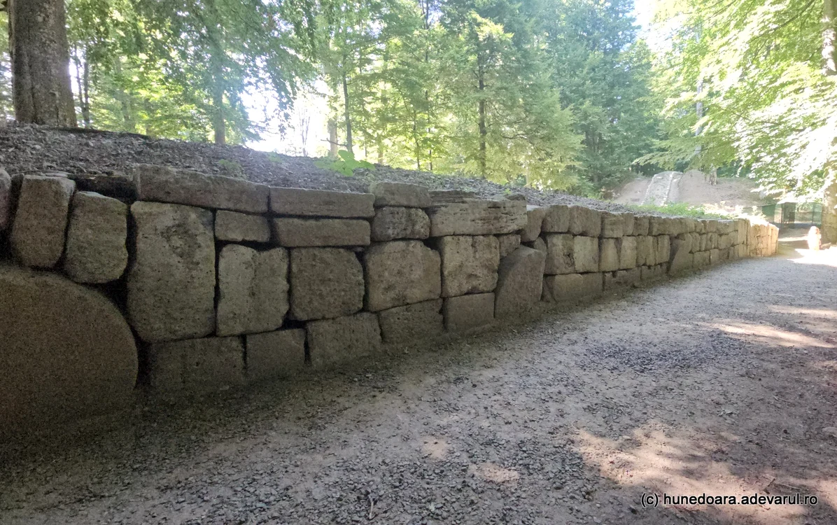 Fortificația de la Sarmizegetusa Regia (foto: Daniel Guță / Adevărul)