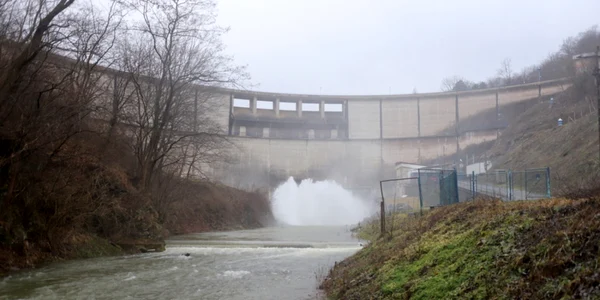 barajul si lacul cincis februarie 2021 foto daniel guta adevarul