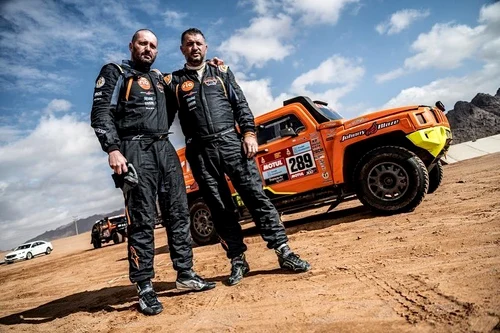 2 cheloo raliul dakar mihai ban reusita romaneasca premiera in automobilism au terminat cursa din arabia saudita 1 jpg jpeg