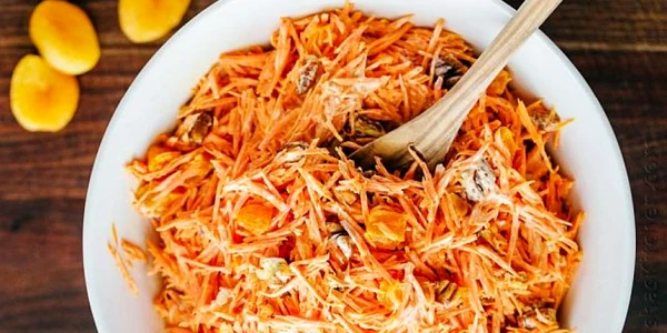 salata de morcovi cu maioneza si cascaval Galati