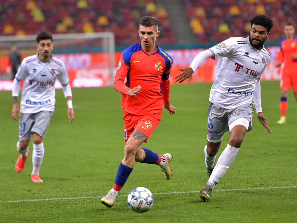 
    Tănase a înscris al 5-lea gol din această toamnăFoto: sportpictures.eu  