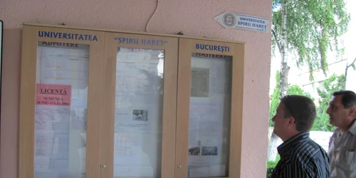 Absolvenţii „Spiru Haret“ de la Centrul Teritorial din Zalău ameninţă cu instanţa