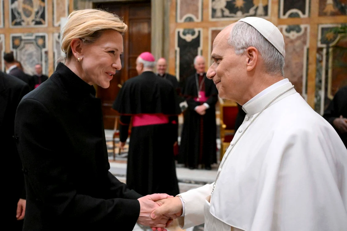 Cate Blanchett și Papa Leon FOTO Profimedia