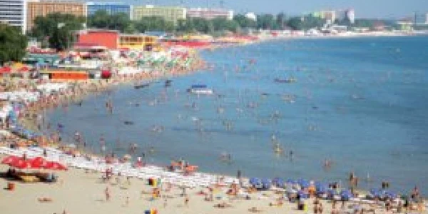 Cel mai aglomerat weekend pe litoralul românesc: grad de ocupare 100%