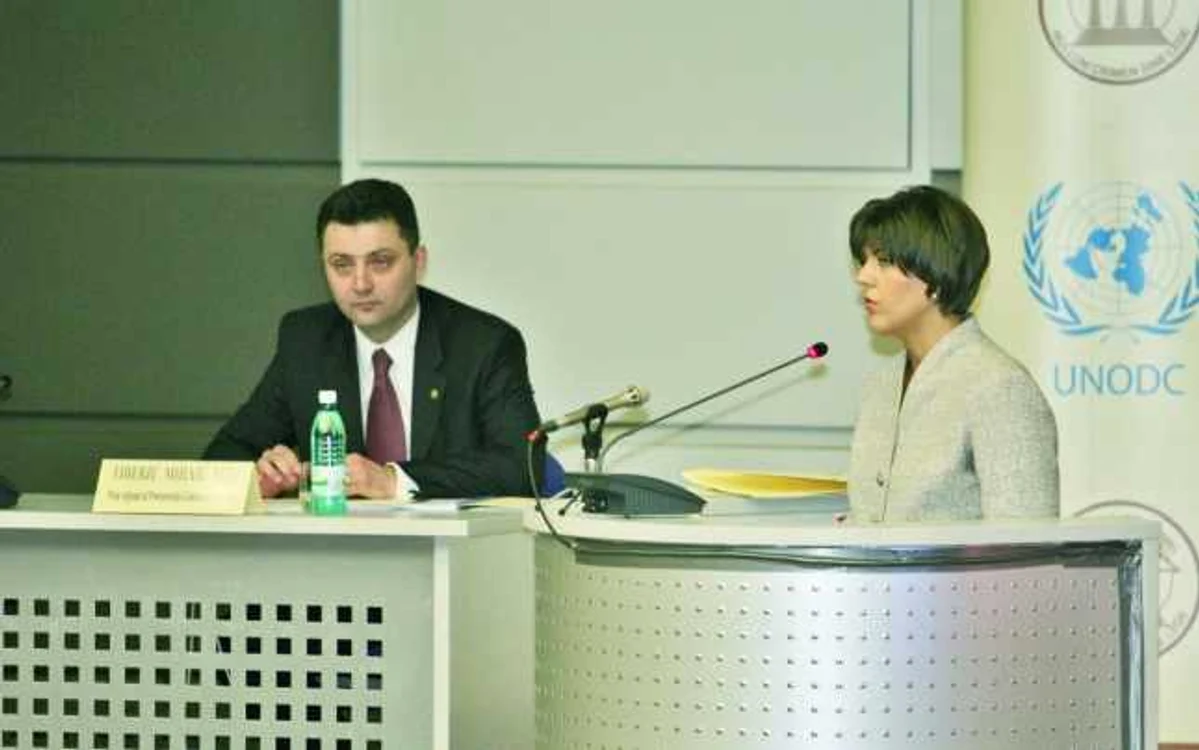 Tiberiu Niţu, pentru Parchetul
General, şi Codruţa Kövesi, pentru DNA, sunt opţiunile cu cele mai mari şanse
de realizare FOTO Adevărul