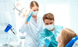 implantdentar3 jpg