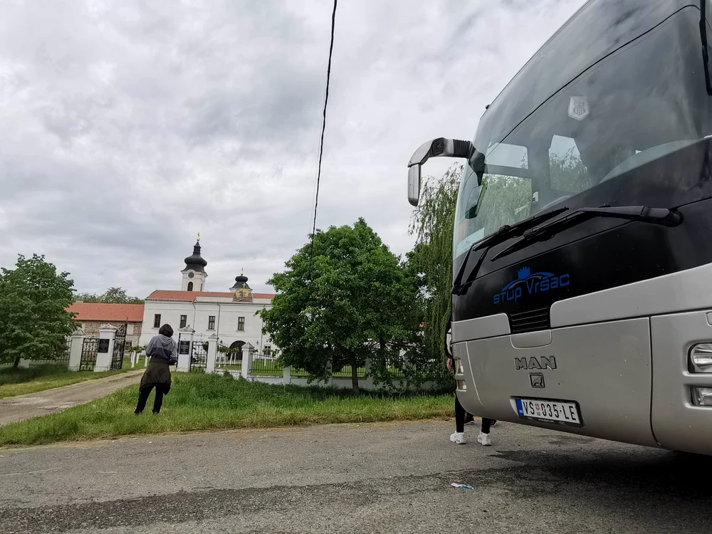  Mănăstirea sârbească din comuna Birda FOTO Ștefan Both