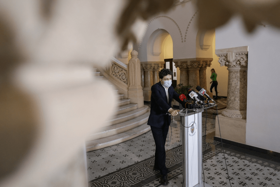 Nicuşor Dan consideră că „nu e oportun în acest moment” să se majoreze salariile primarilor 