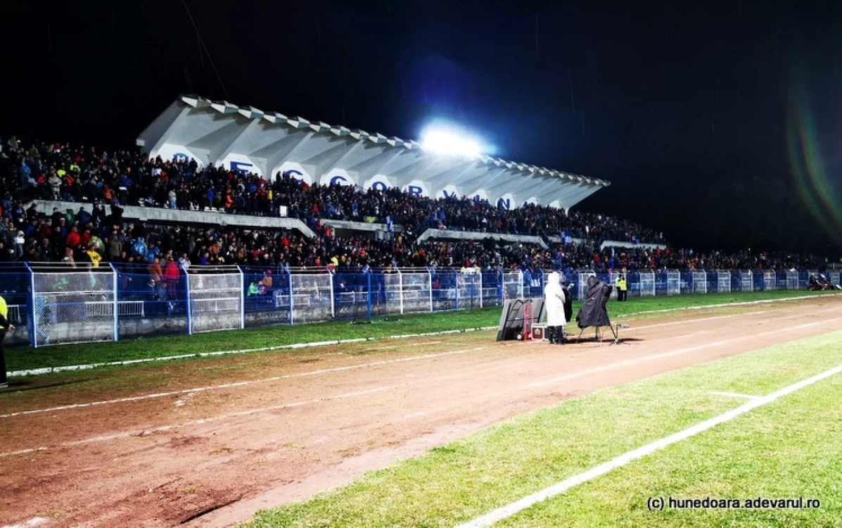 meci cs hunedoara fcsb foto daniel guta adevarul