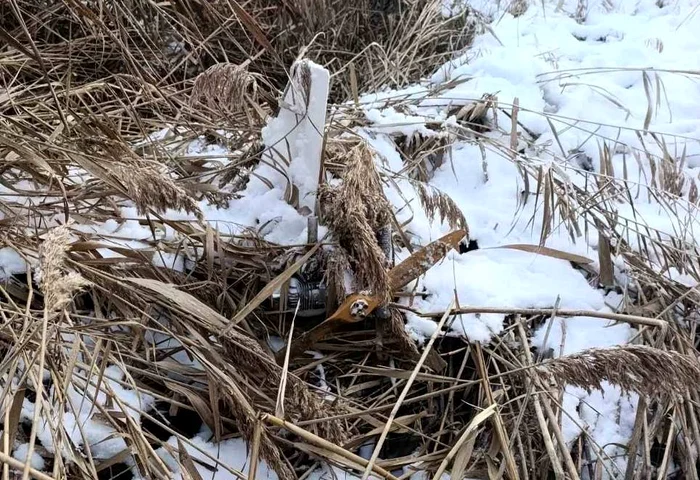 O dronă de peste doi metri, găsită în apropierea unei localități din Republica Moldova