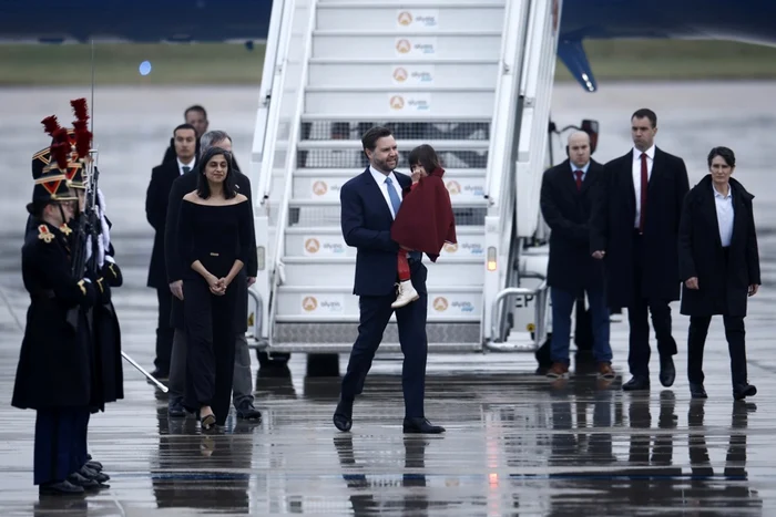 Vicepreședintele SUA JD Vance a sosit în Franța pentru un summit IA FOTO EPA-EFE