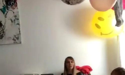 Andreea i a organizat fetiței ei o petrecere jpeg