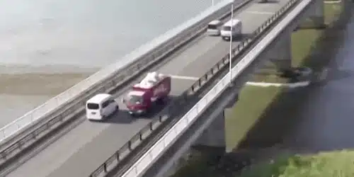 EARTHQUAKE gif