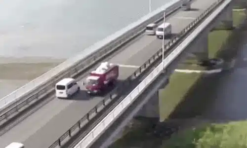 EARTHQUAKE gif