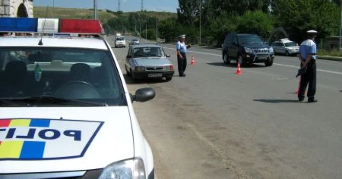 Slatina: Poliţiştii au organizat filtre în tot judeţul (Arhiva Adevărul)