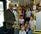 Autobuzul cu păpuşi se plimbă din nou pe străile din Craiova 