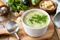 Supa crema de fasole verde  Sursa foto shutterstock 2292716465 jpg