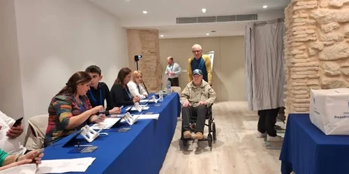 roman 101 ani la vot Alicante FOTO MAE jpg