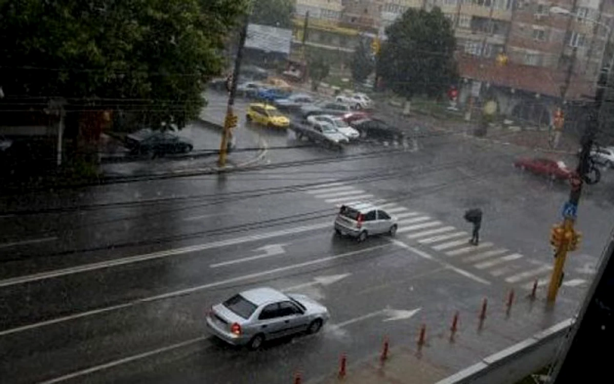 
    Prognoza meteo pentru următoarele două zile anunță că vremea va fi capricioasăfoto: Click!  