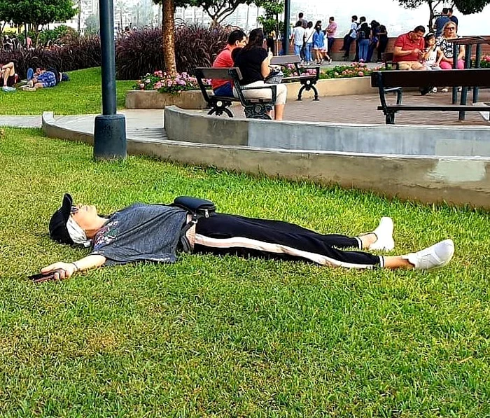 
    Anca Ţurcaşiu nu stă locului nici măcar în vacanţăFoto: arhivă personală  