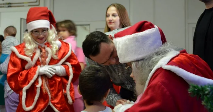 mos craciun la spital db