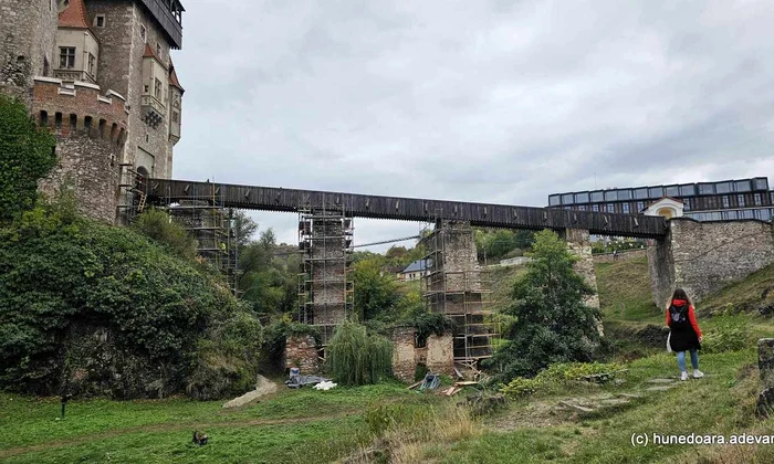Podul de la Castelul Corvinilor  Foto Daniel Guță ADEVĂRUL (13) jpg