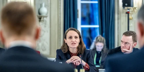 Oana Țoiu, ministru de externe jpg