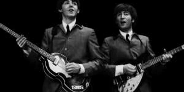 Paul McCartney şi John Lennon