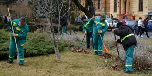 Curăţenia de primăvară începe din 12 martie