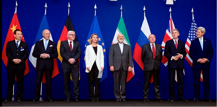 Oficialii P5+1, UE și Iranului, la semnarea JCPOA. FOTO US Departament of State