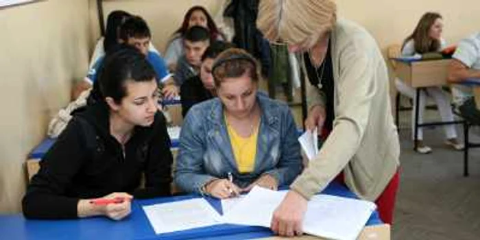 E vremea să nominalizezi profesorul tău favorit