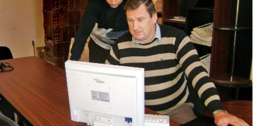 Primarul comunei Tâmna,  Ion Cioară, recunoaşte că nu ştie să folosească e-mailul său 