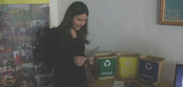 Elevii învaţă reciclarea selectivă