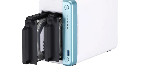 QNAP TS-251D